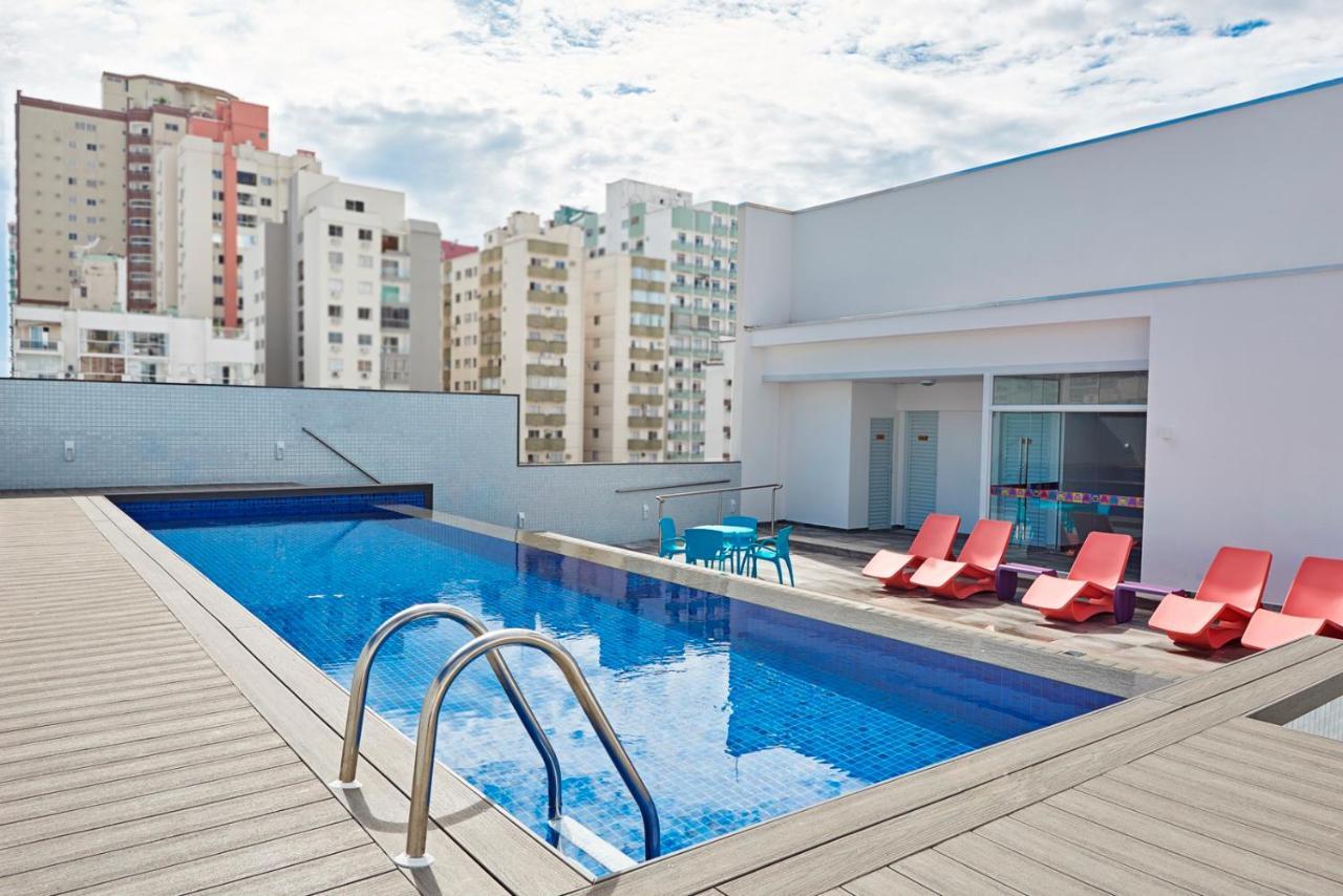 מלון Ibis Styles Balneario Camboriu - 1 Quadra Do Mar מראה חיצוני תמונה