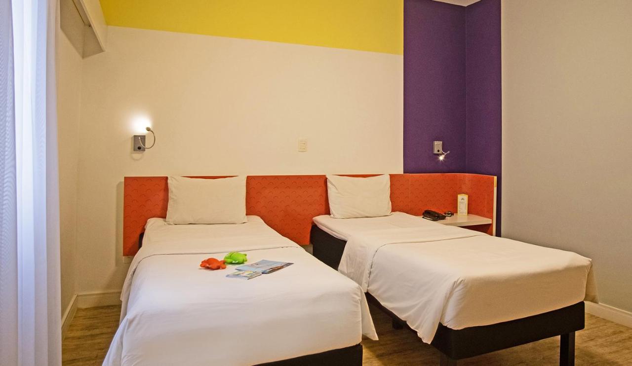 מלון Ibis Styles Balneario Camboriu - 1 Quadra Do Mar מראה חיצוני תמונה